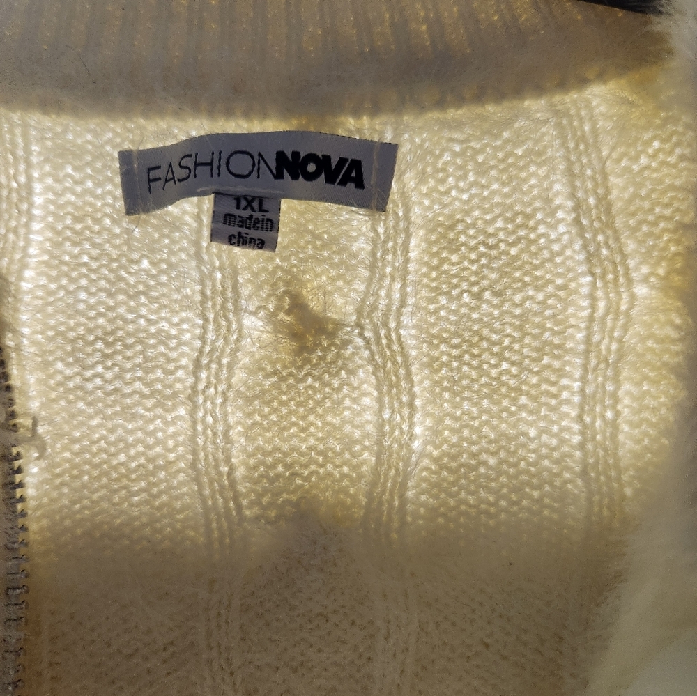 Cable Knit Ivory White Set - Picture 4 of 7